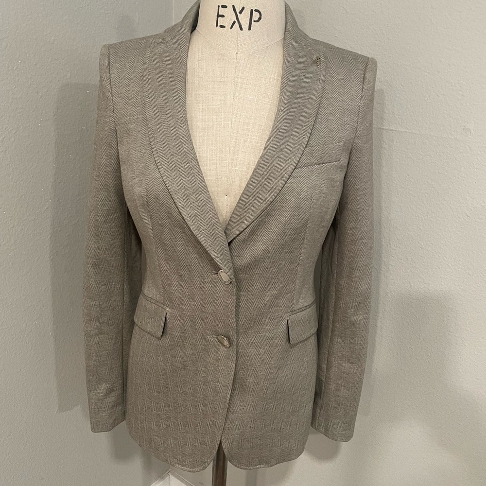 Tommy Hilfiger Tan Suit Jacket.  Size 4
